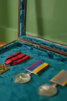 Вітрина для нагород формату А3 з місцем під прапор - view 5