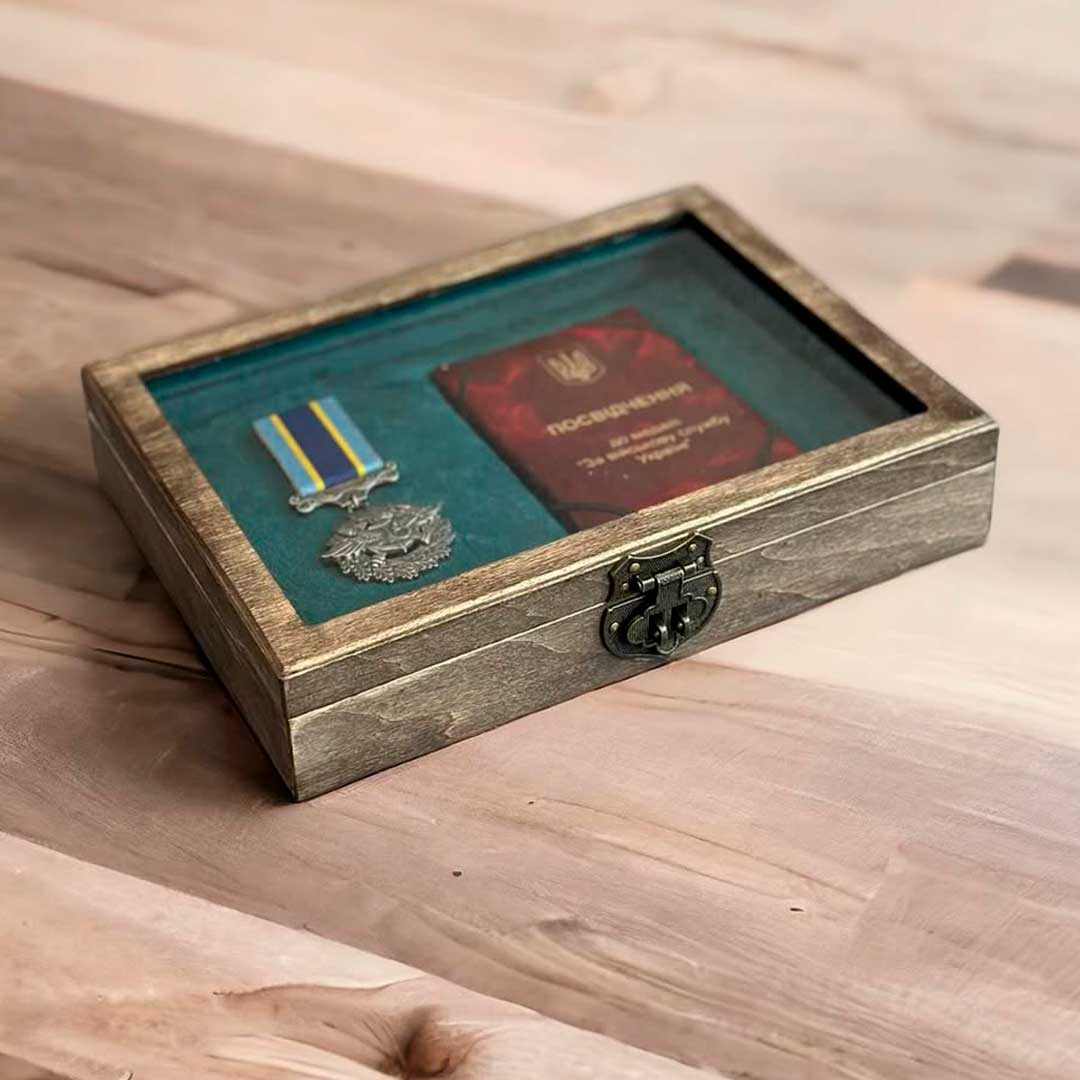 Вітрина А5+ з місцем під книжечку