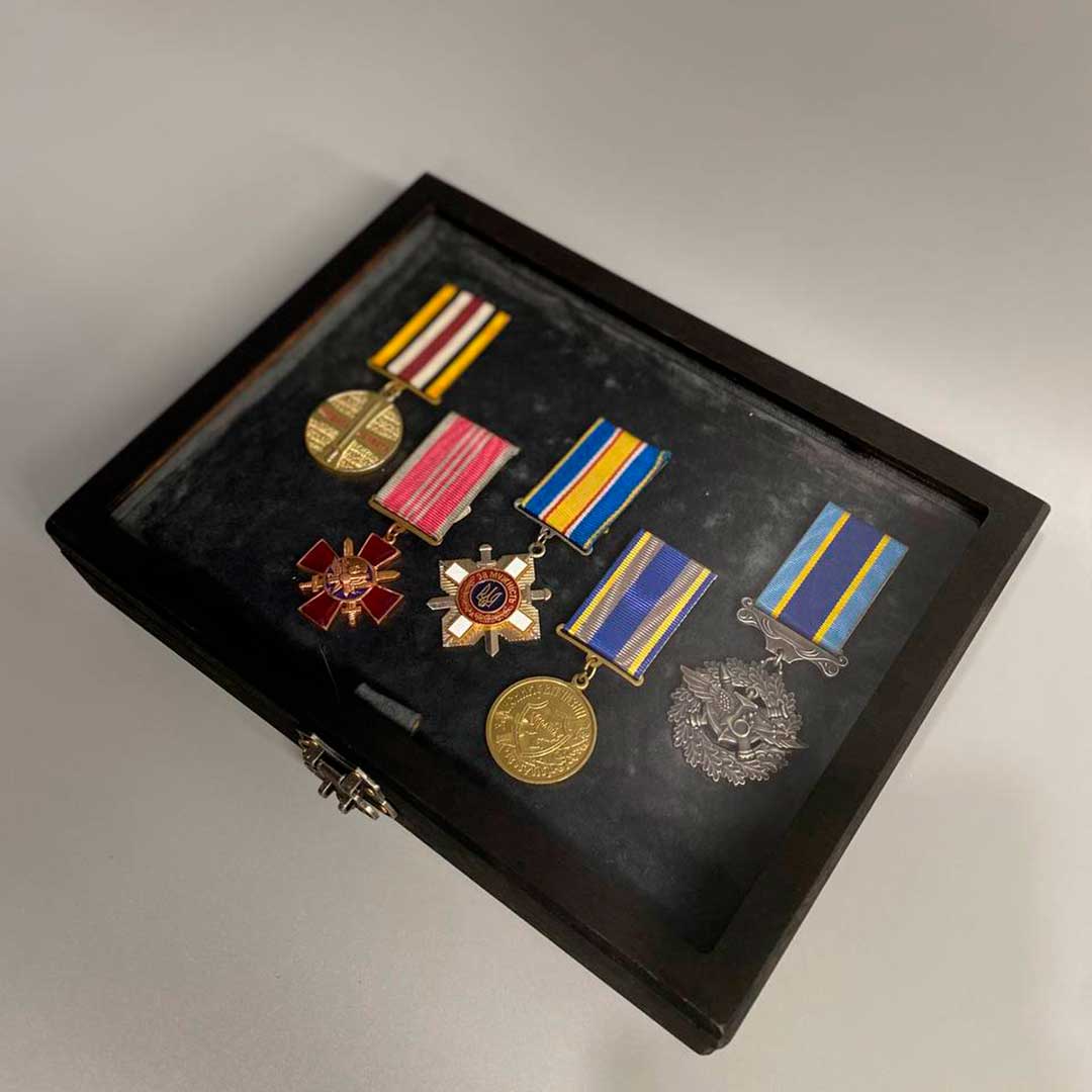 Вітрина А5 без додаткових опцій